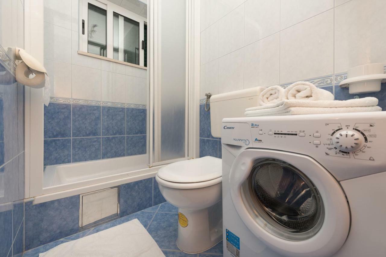 Apartmani Mona Макарска Экстерьер фото