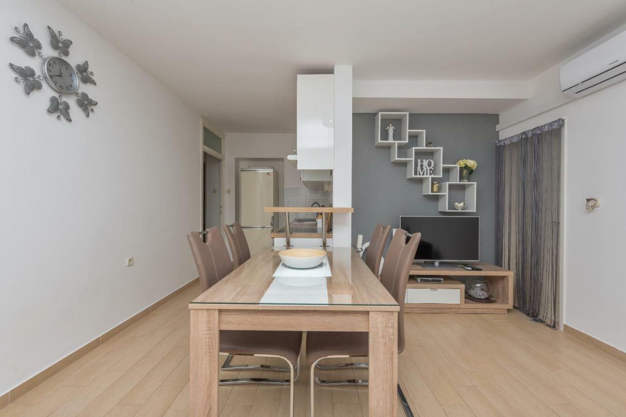 Apartmani Mona Макарска Экстерьер фото